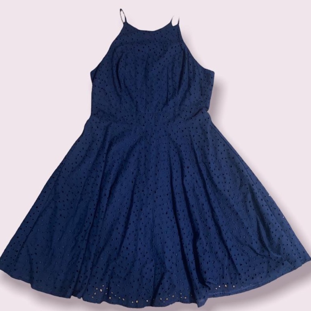 Bloomingdale’s Aqua dress - Navy blue eyelet sleeveless - size Large  NWOT